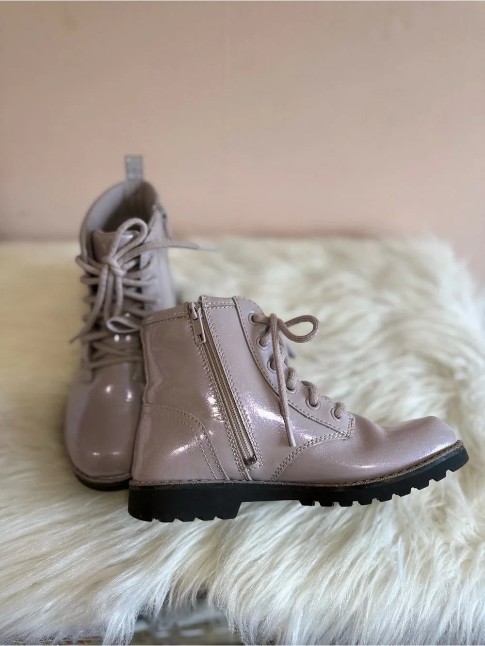 UGG Big Girl Lace-Up Ankle Boots